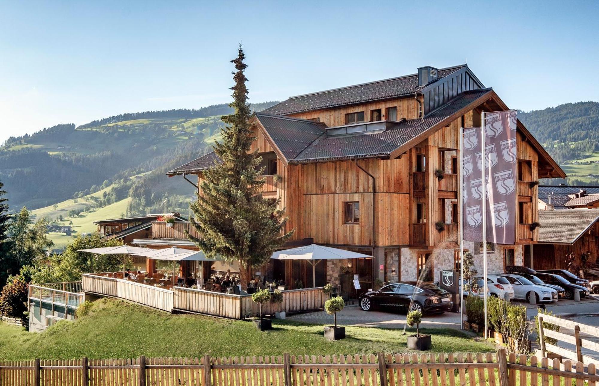 Almmonte Sensum Suites Boutique Hotel Wagrain Bagian luar foto
